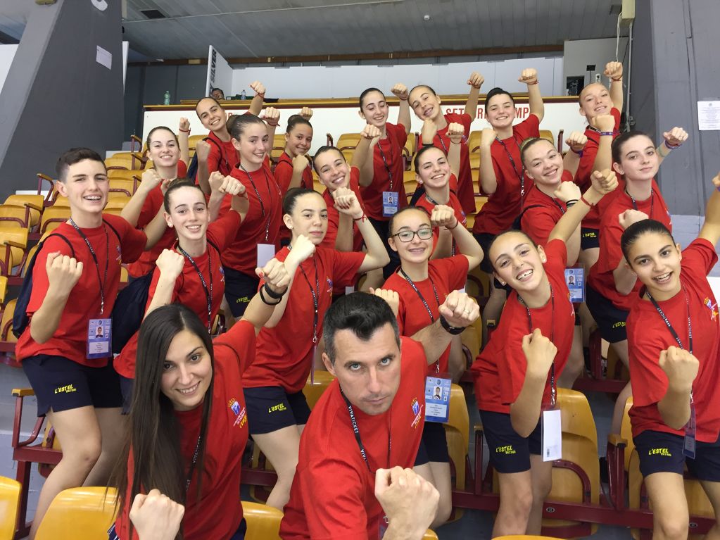 GRAN DEBUT DEL EQUIPO DE SHOW JUNIOR DE PA TORDERA EN EL EUROPEO DE ITALIA